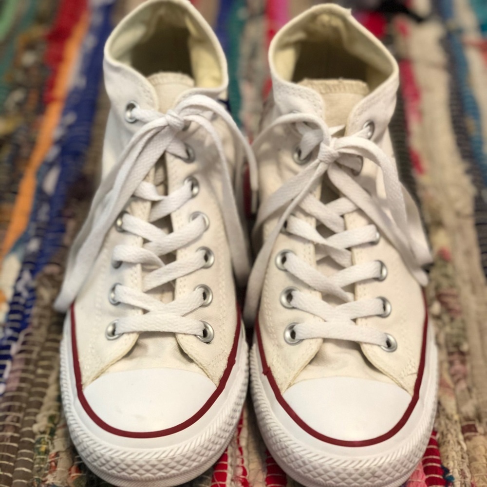 Off white high top converse with inner heel!